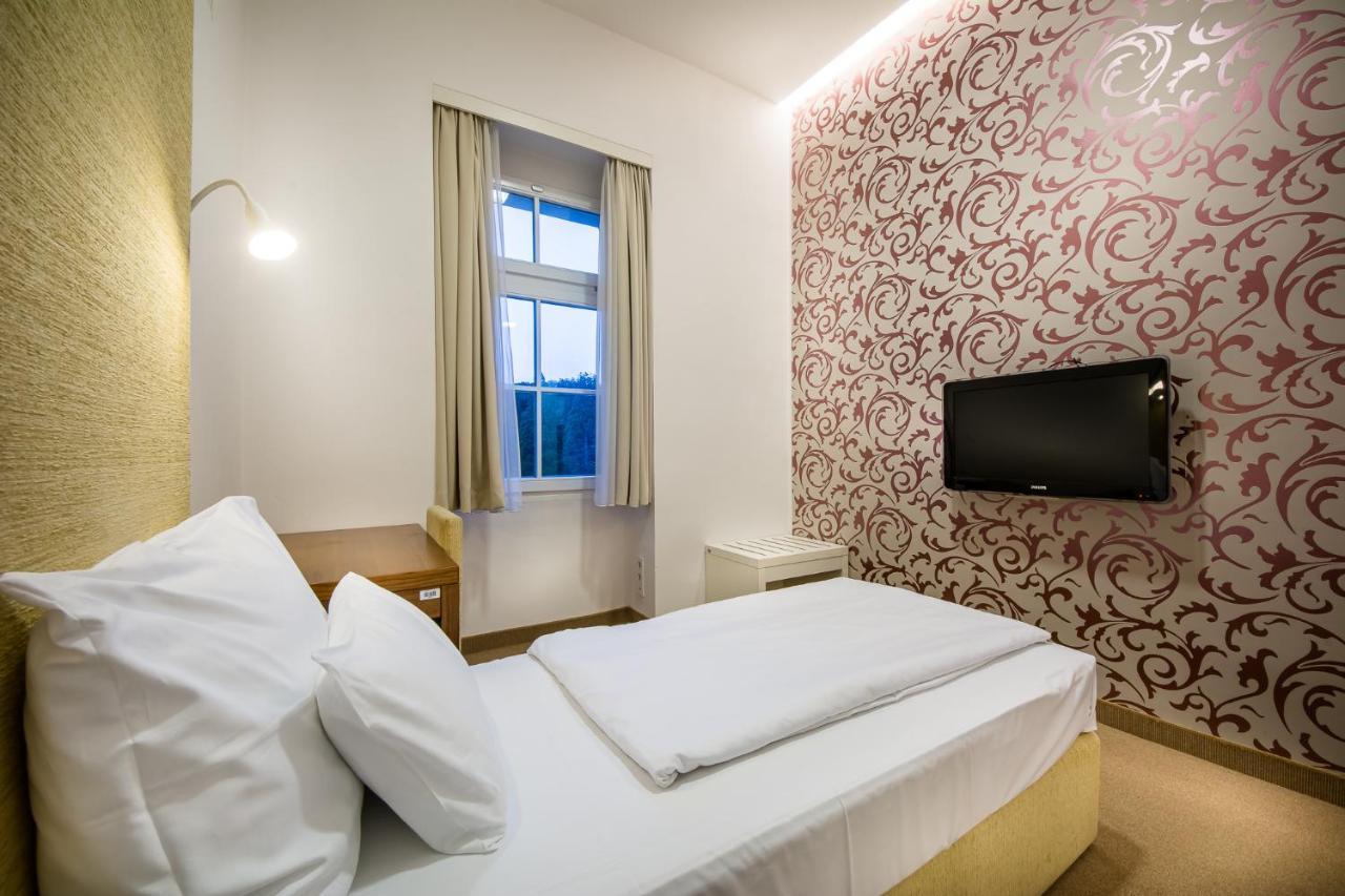 Rimske Terme Resort - Hotel Sofijin Dvor ريمسكي توبليتسي المظهر الخارجي الصورة